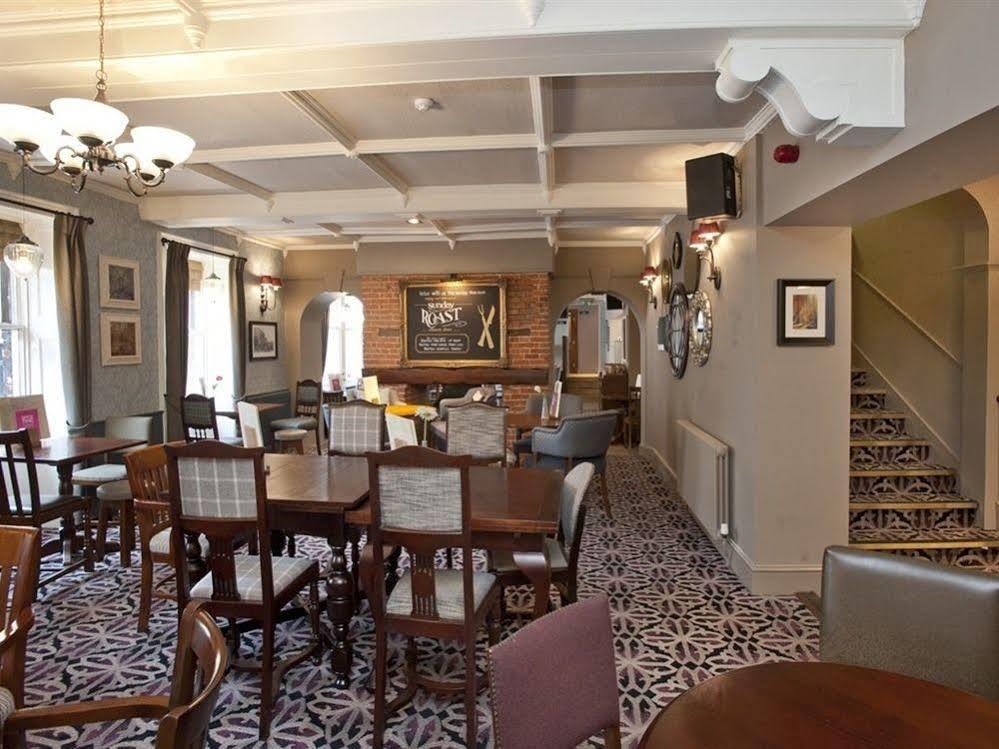 The Goddard Arms Hotel Swindon Buitenkant foto